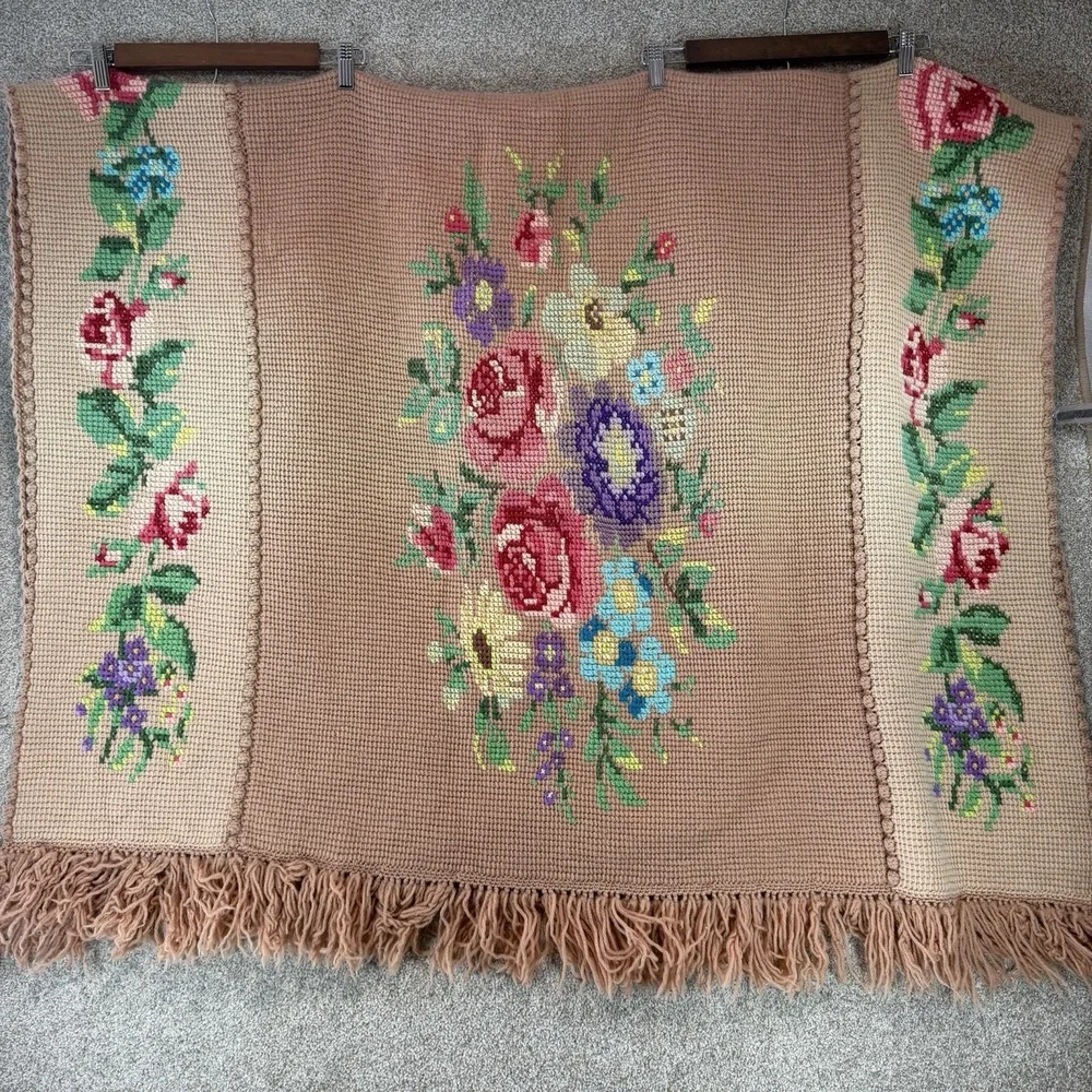 VTG Crochet Needle Point Roses Granny Cottage Core Afghan Blanket Throw *Flaw*